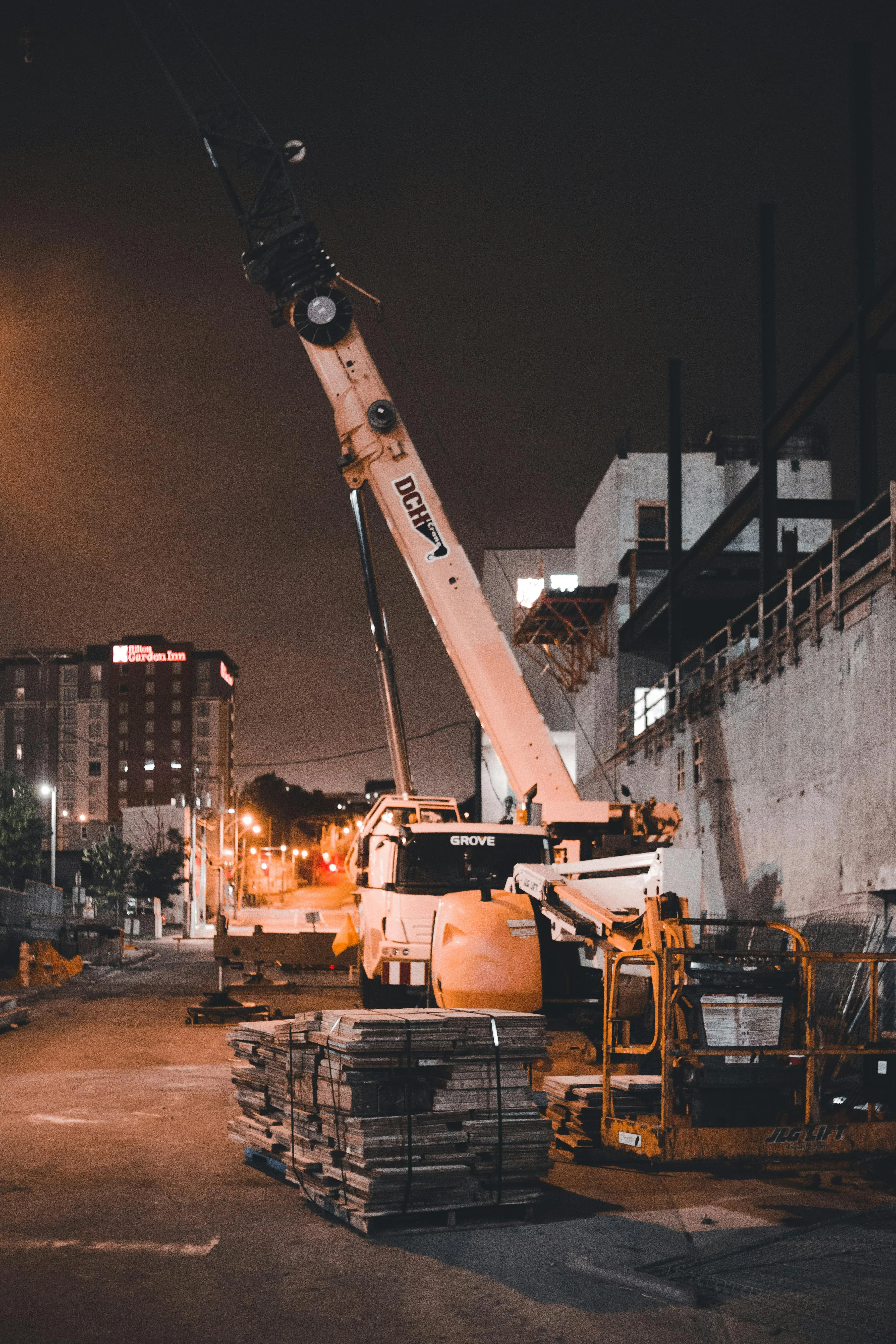 Rigging heavy machinery